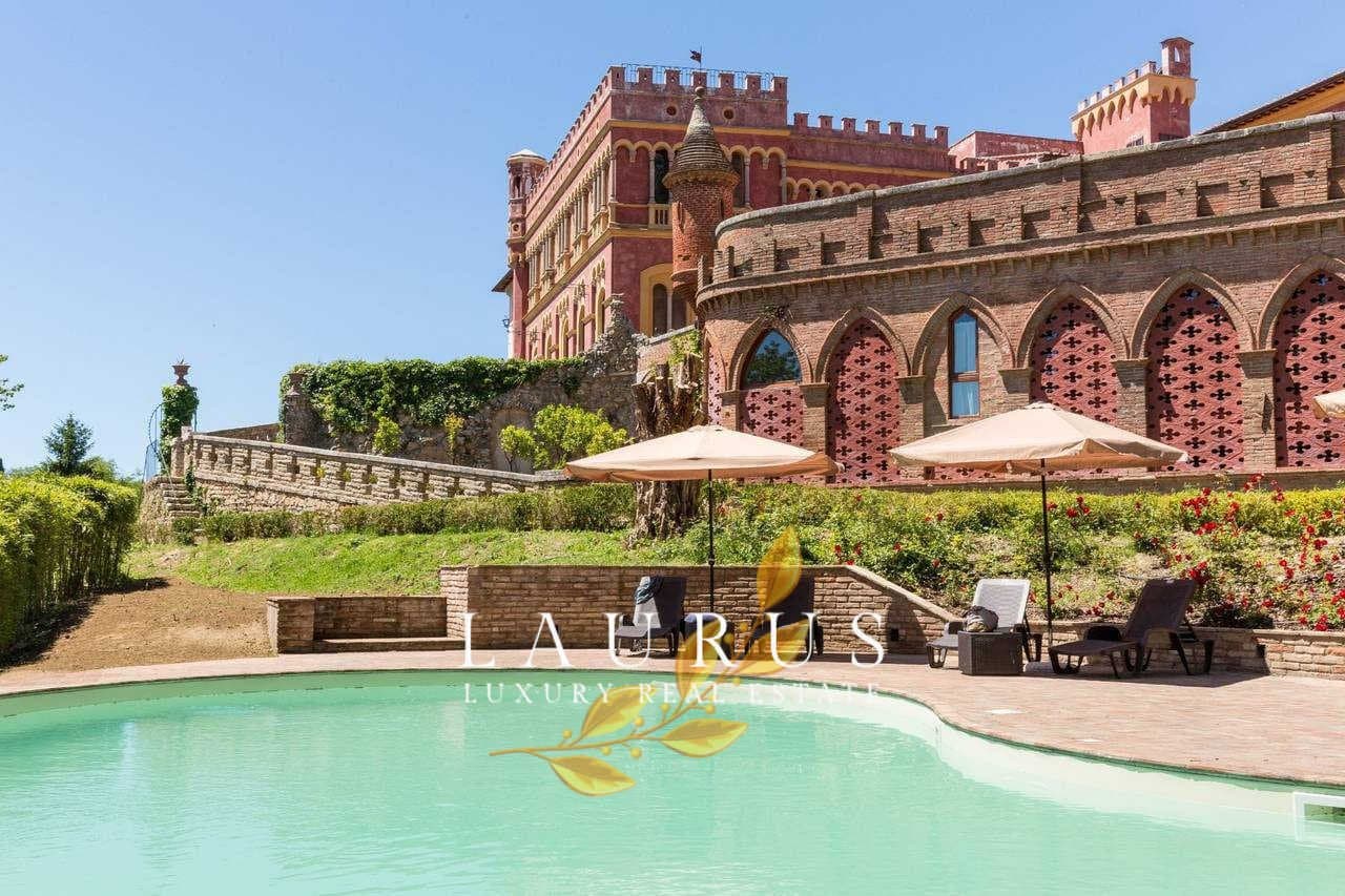 Historic Castle With 19 Apartments And Swimming Pools In Tuscany 4