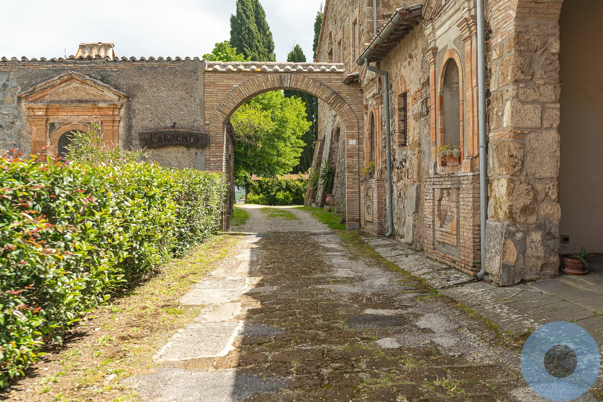 Historic 17th Century Monastery With Romanesque Chapel 3