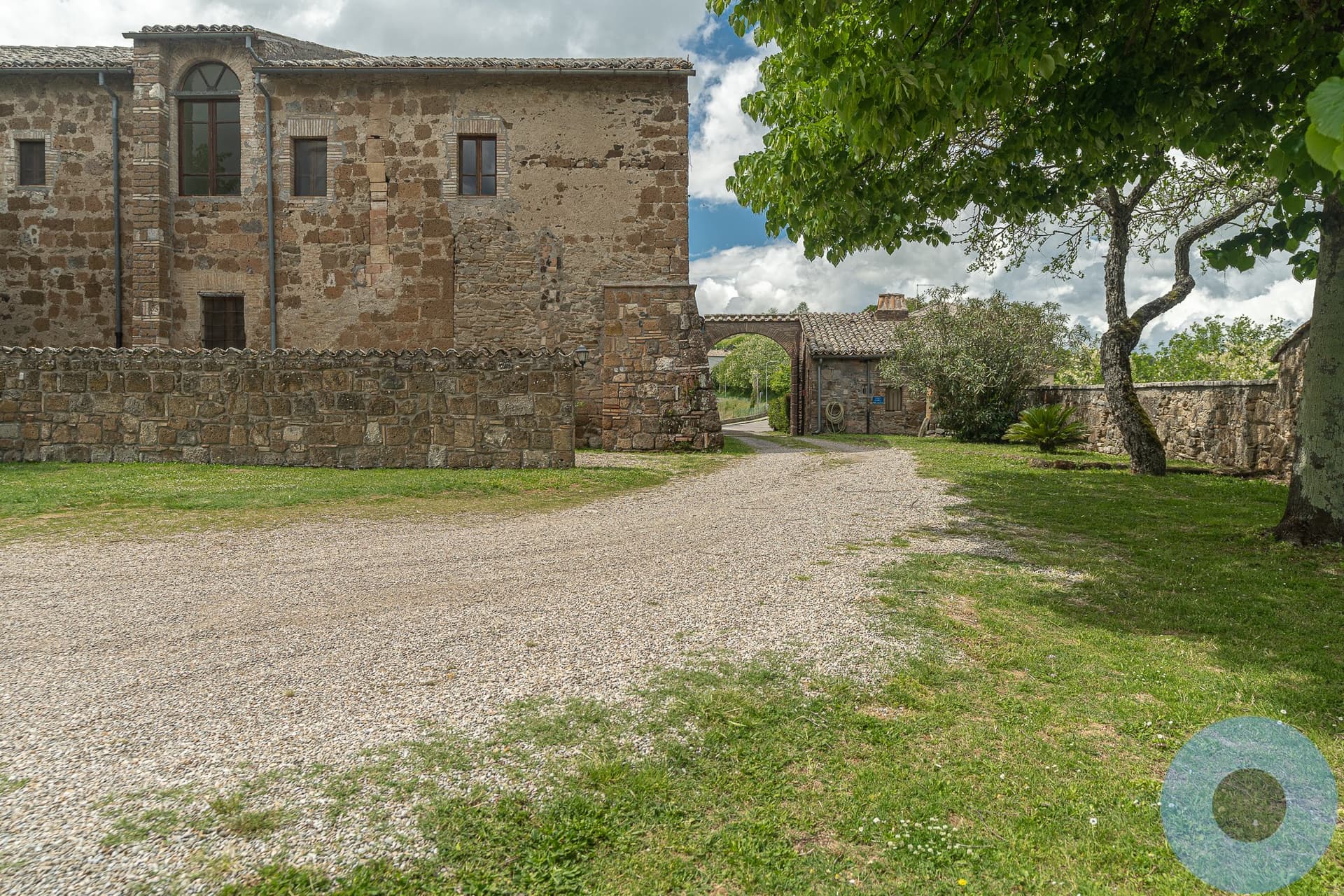 Historic 17th Century Monastery With Romanesque Chapel 5