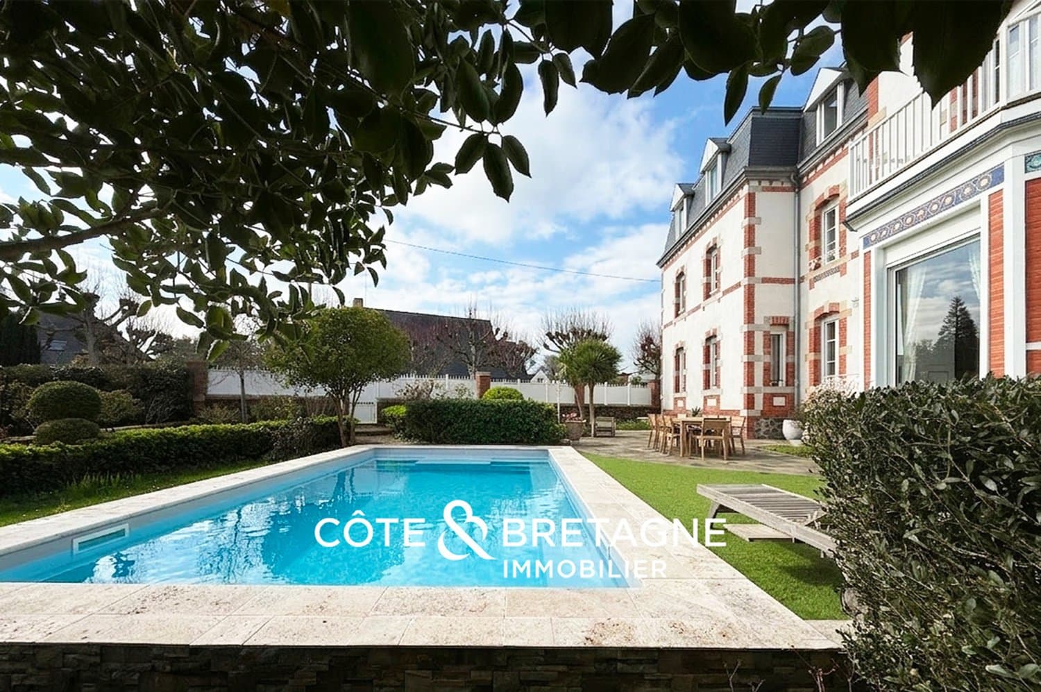Elegant Early 20th Century Character Property With Pool And Rental Potential 2