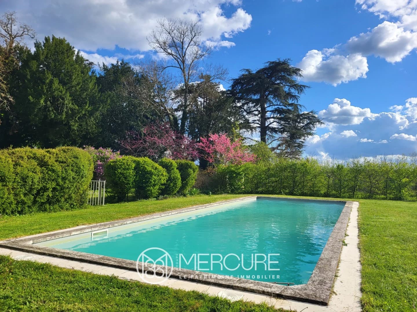Castles for sale in Vieil Angoulême-Centre Ville