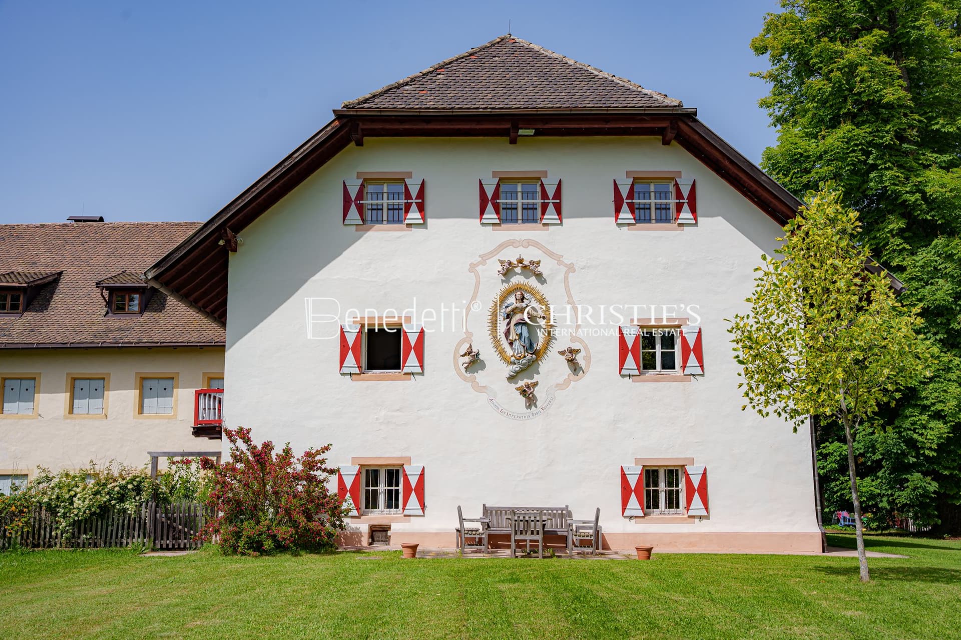 Historic Manor Overlooking The Dolomites 2