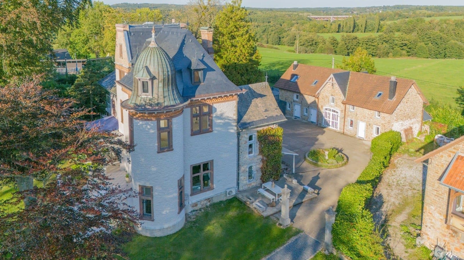 Château Les Trois Roix, A Private Estate With Exceptional Rental Potential