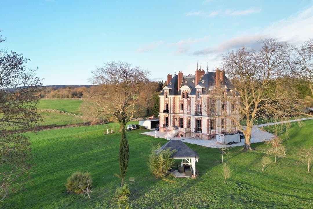 13 Pièces Saint Julien Sur Calonne — Medieval Castle for sale in Normandy, France