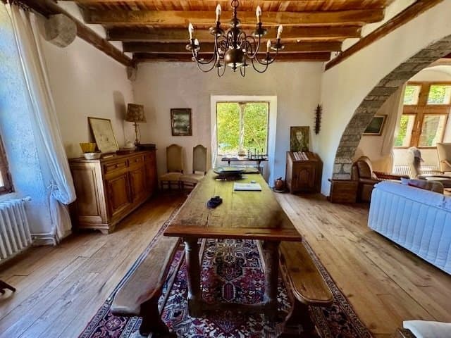 1564 Magnificent Manor With Its Pond And Wonderful Waterfall, Bread Oven, Two Lovely Barns, On Alm 4