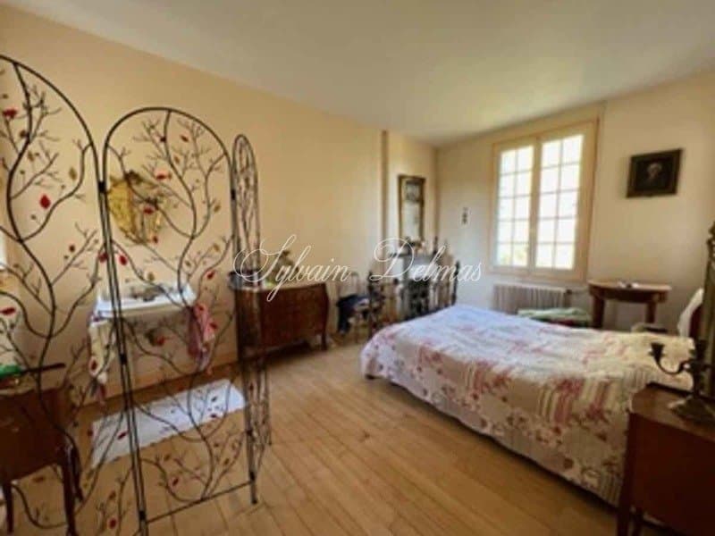 16 Room Property For Sale Near Amboise (37) 3