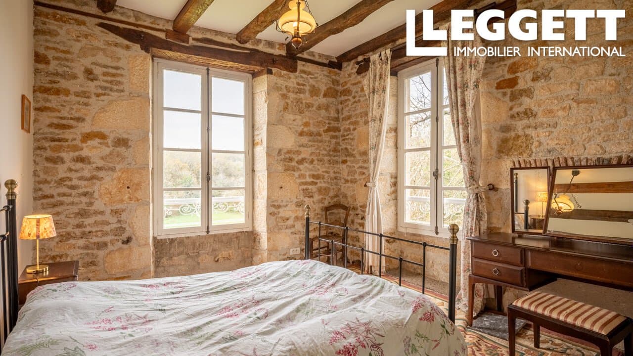 18th Century Château, Swimming Pool, Barn, Meadows And Forests 4