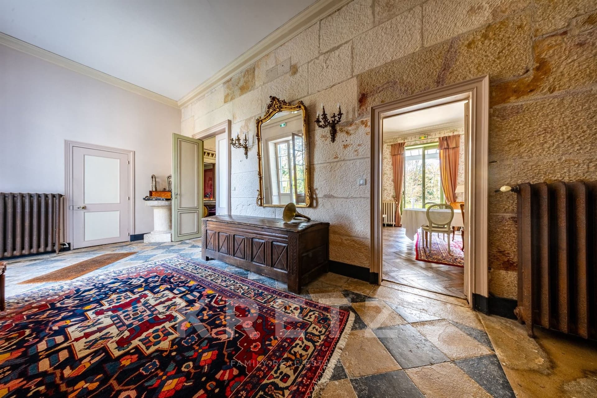 19th Century Château With 17th 18th Century Outbuildings And A 4 Hectare Wooded Park Burgundy,Beau 4