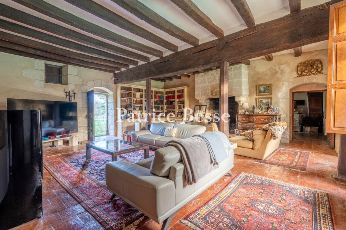 A Carefully Restored 15th Century Fortified Manor House, With A Swimming Pool And 3 Hectare 2