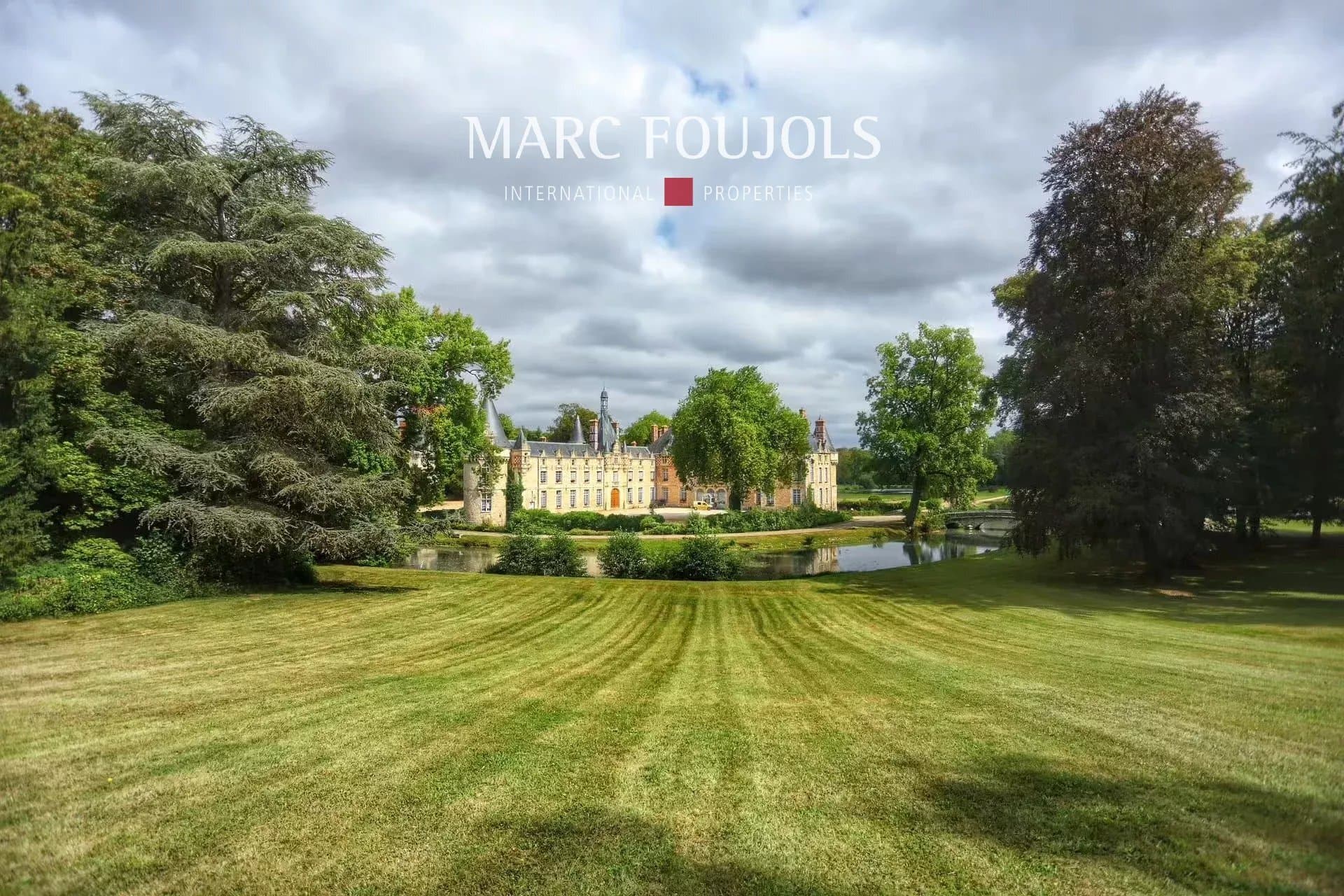 A Château Of Prestige And Elegance Between Paris And Chartres — Medieval Castle for sale in Centre-Val de Loire, France
