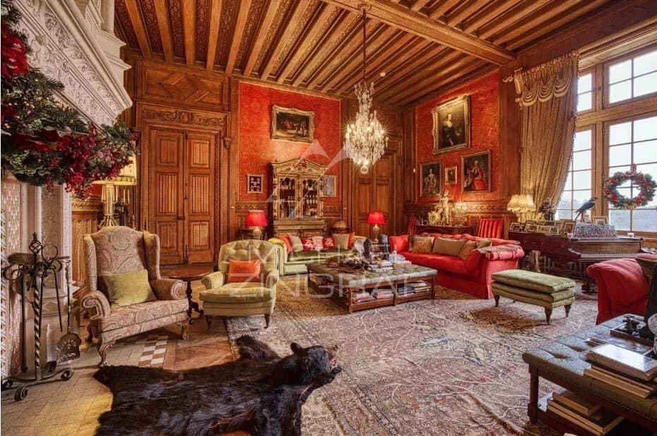 Castle 19th Century Perfect Conditions 2