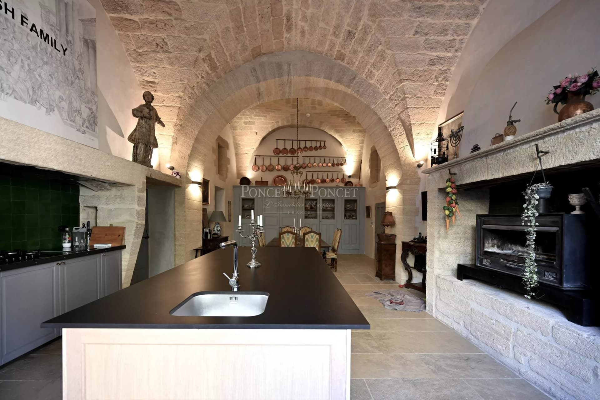 Château De Collias: Medieval Heritage, Contemporary Luxury 3