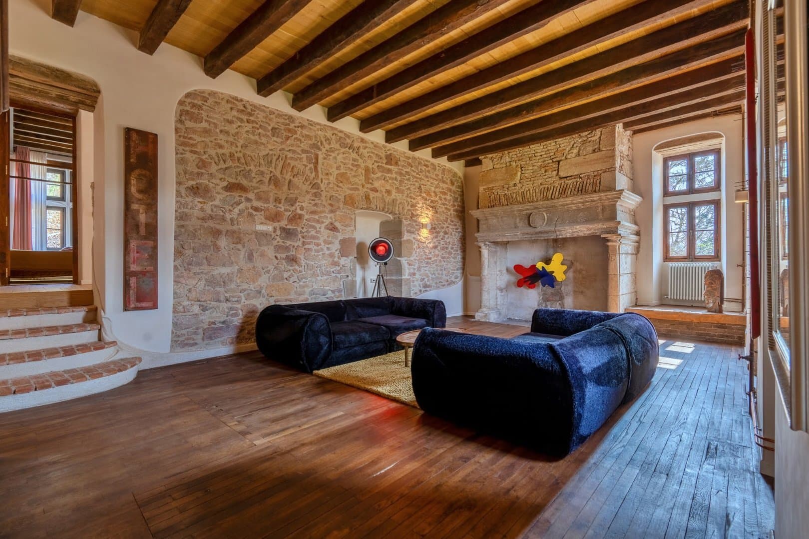 Château Entierement Renove 2