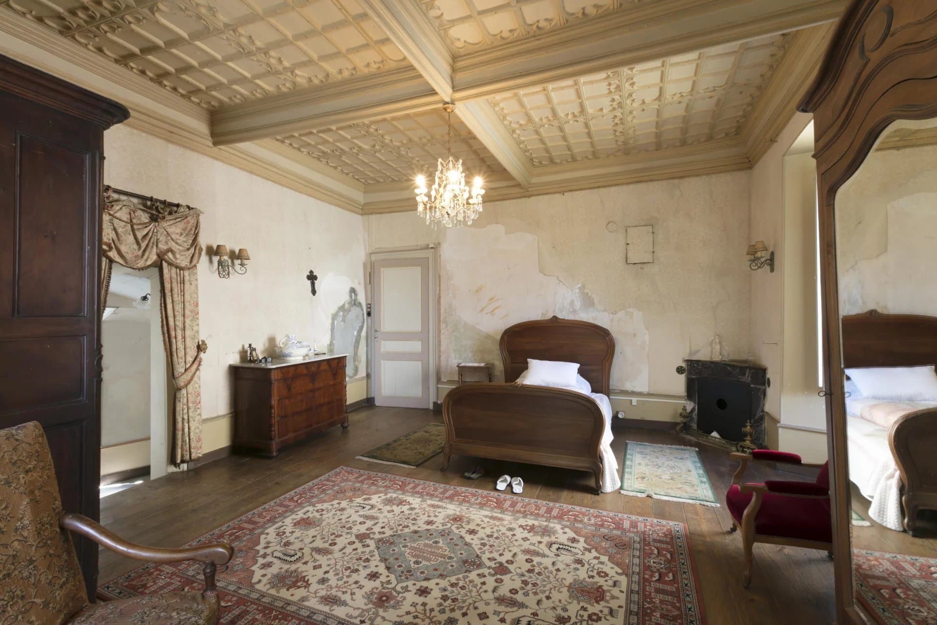 Chateau With Medieval Origins, Mh Listed 3