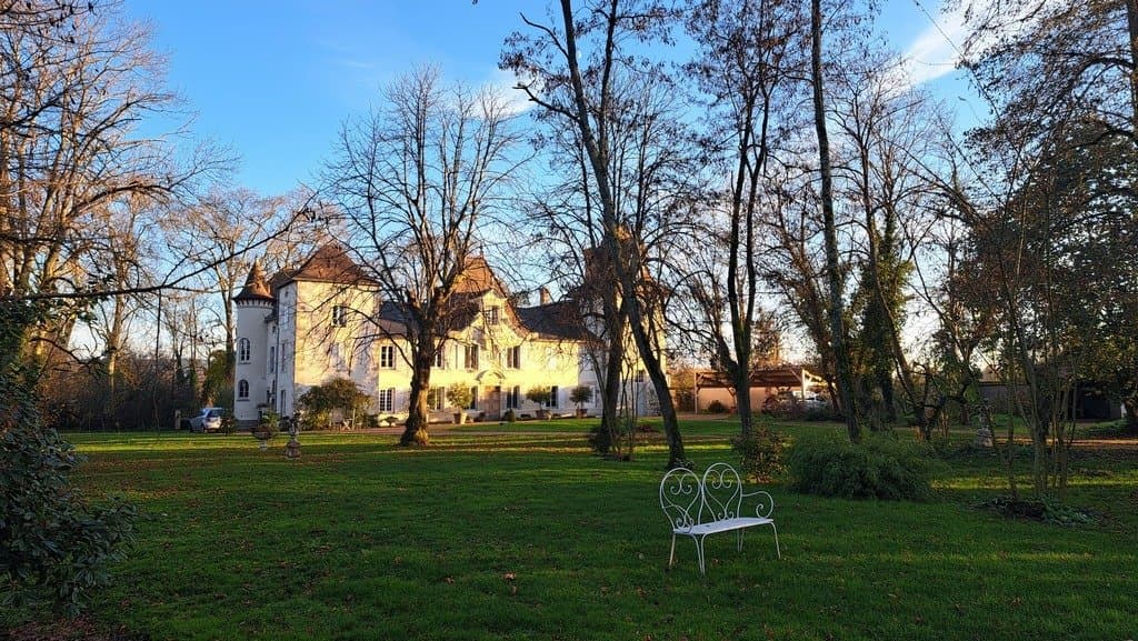 Château With Two Gîtes And Reception Hall. 2