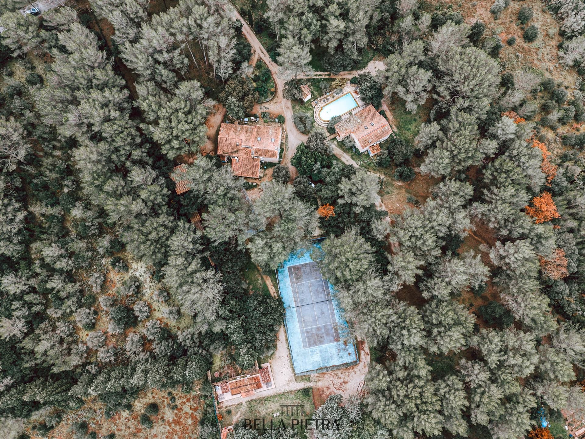 Domaine De 351m² Habitables Sur Un Parc De 1,5ha 5