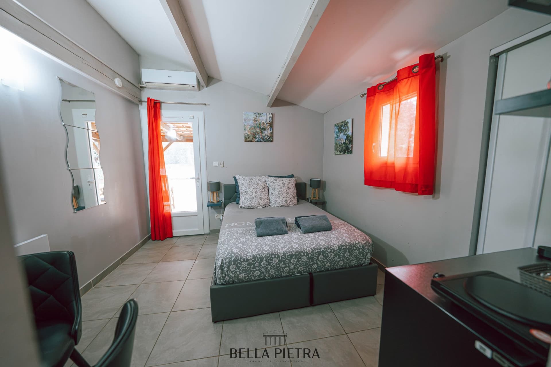 Domaine De 351m² Habitables Sur Un Parc De 1,5ha 4