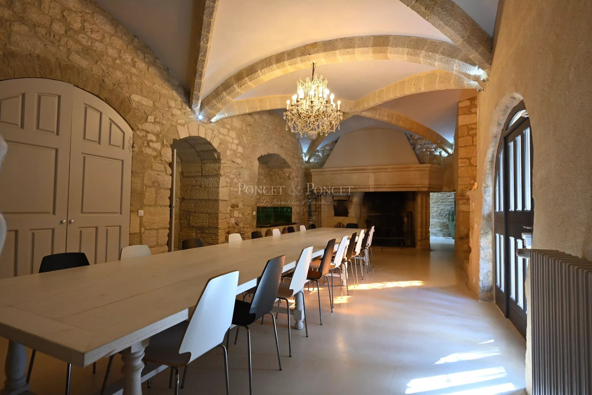 Exceptional Castle At The Gates Of Uzès 2
