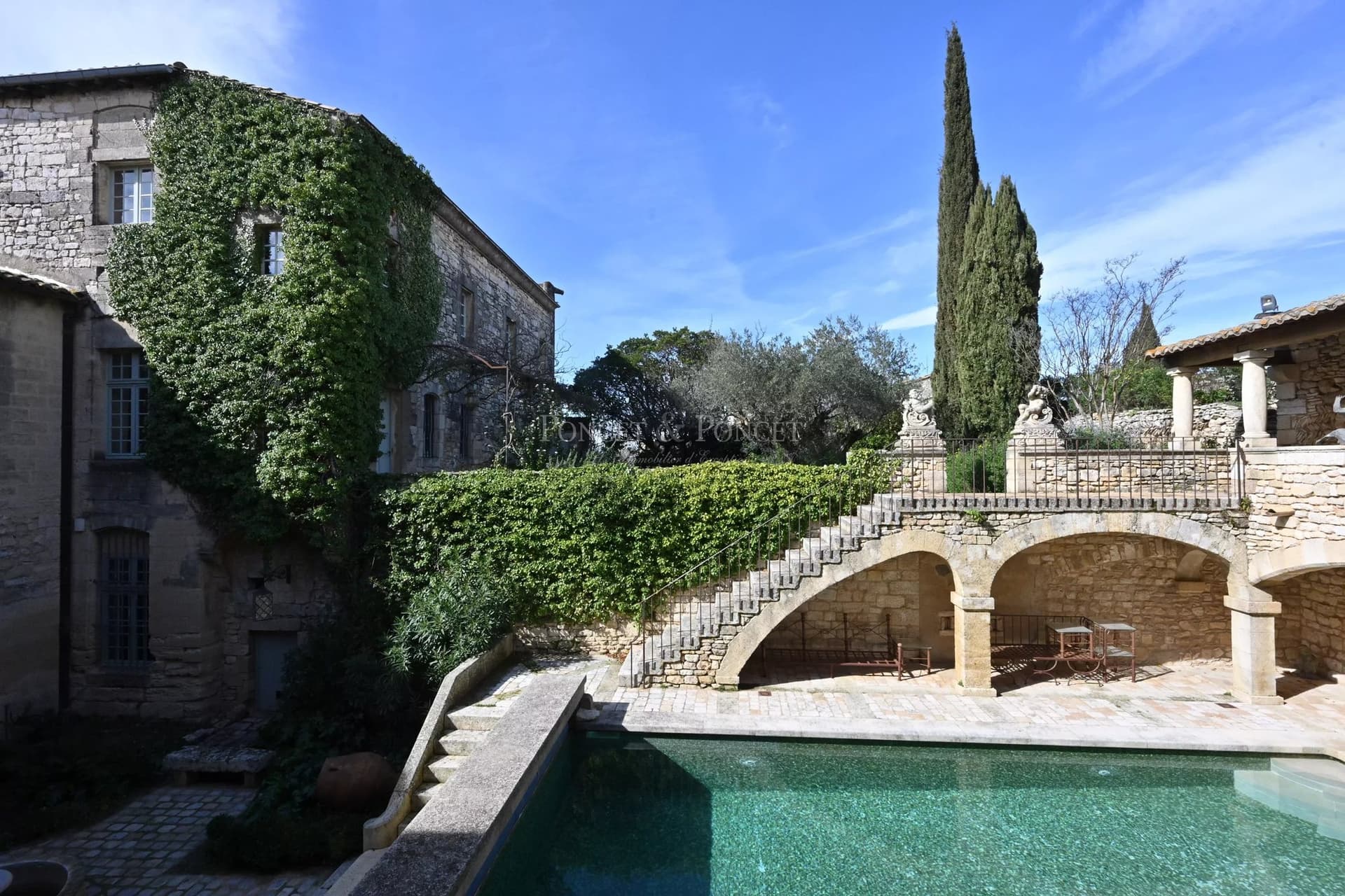 Exceptional Castle At The Gates Of Uzès