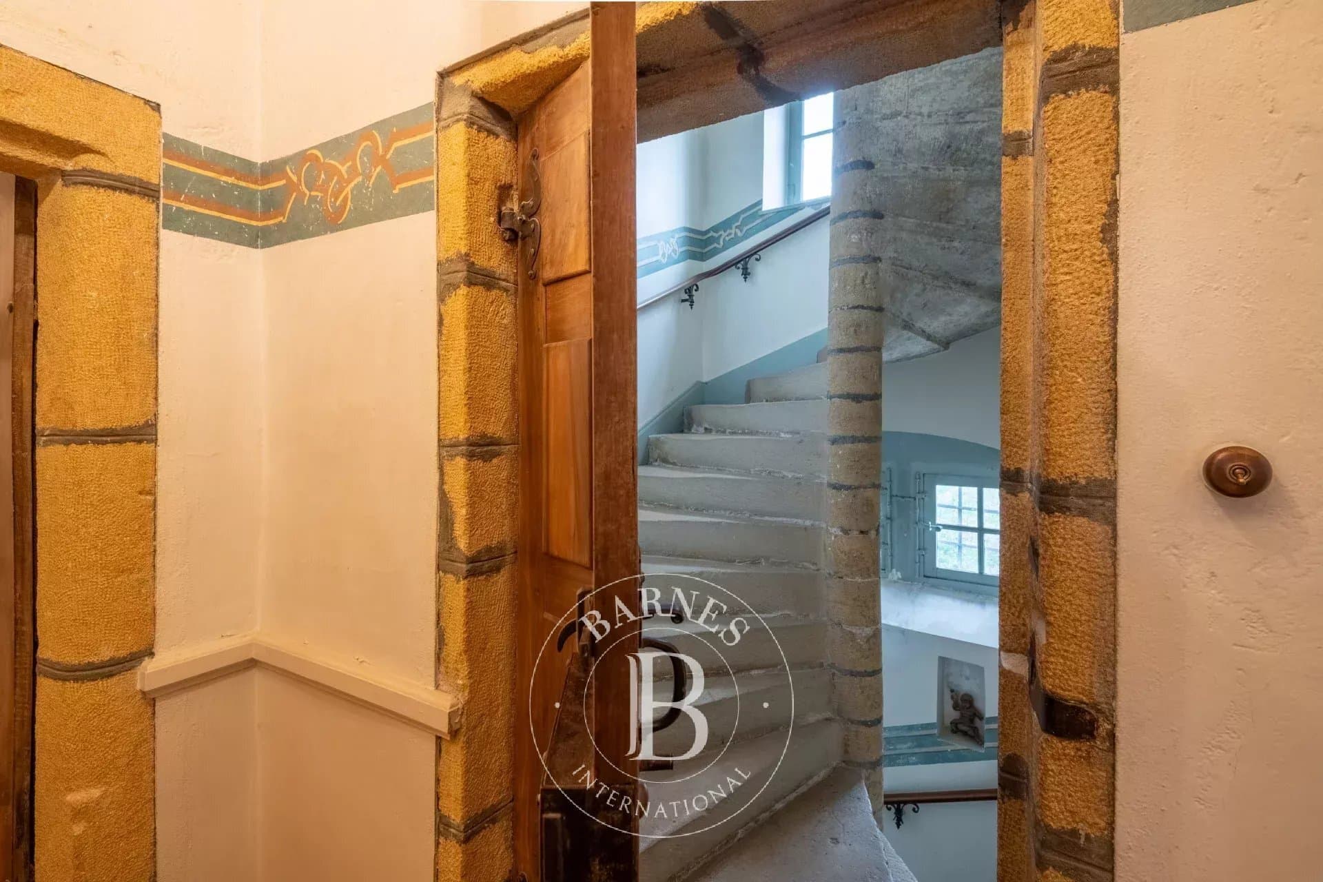 Exclusivity Marcilly D'azergues XV Ith Century Chateau 15 Rooms 611 Sqm 6750 Sqm Park 4