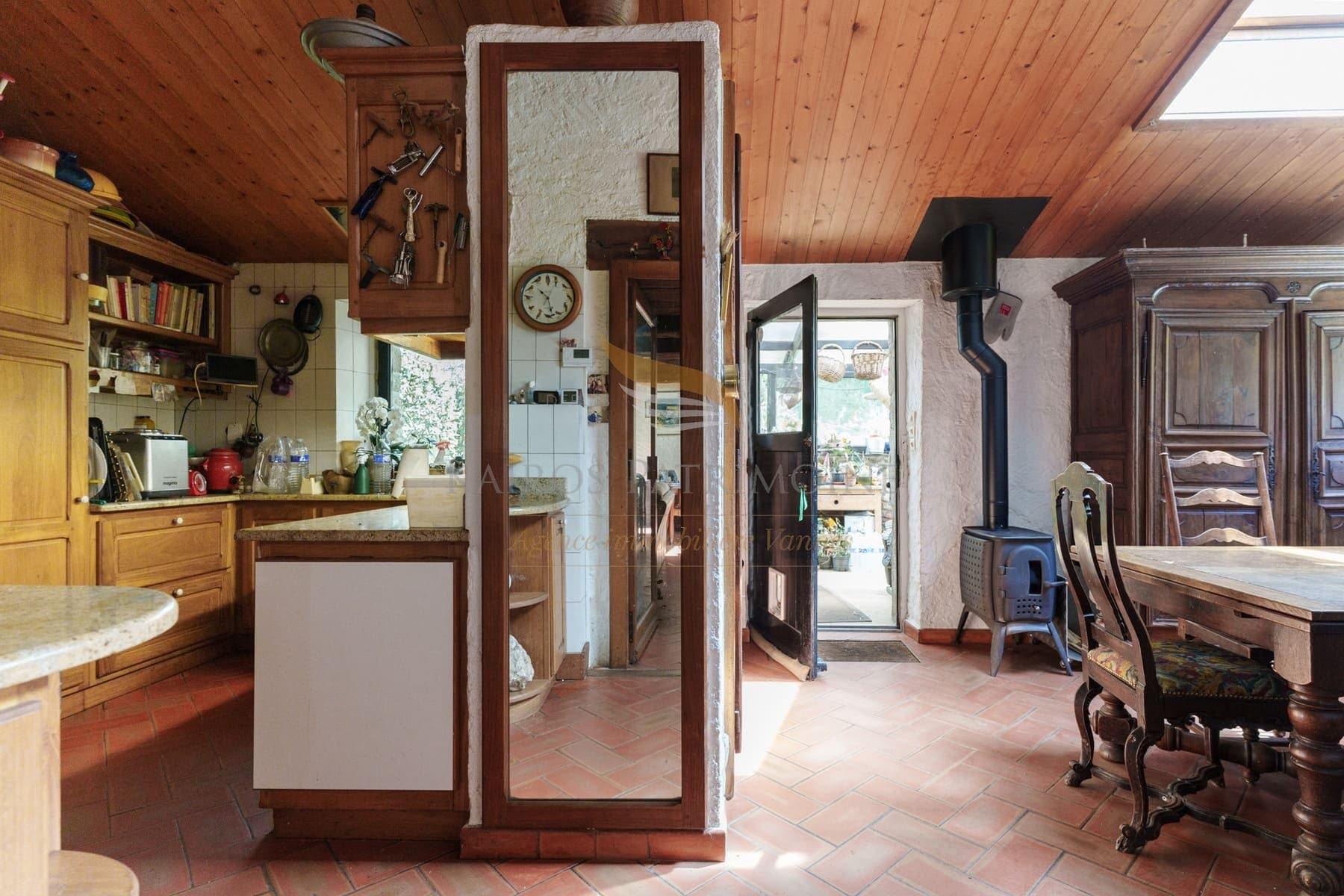 Small Manor With Beautiful Outbuildings In The Heart Of A Countryside Park 3