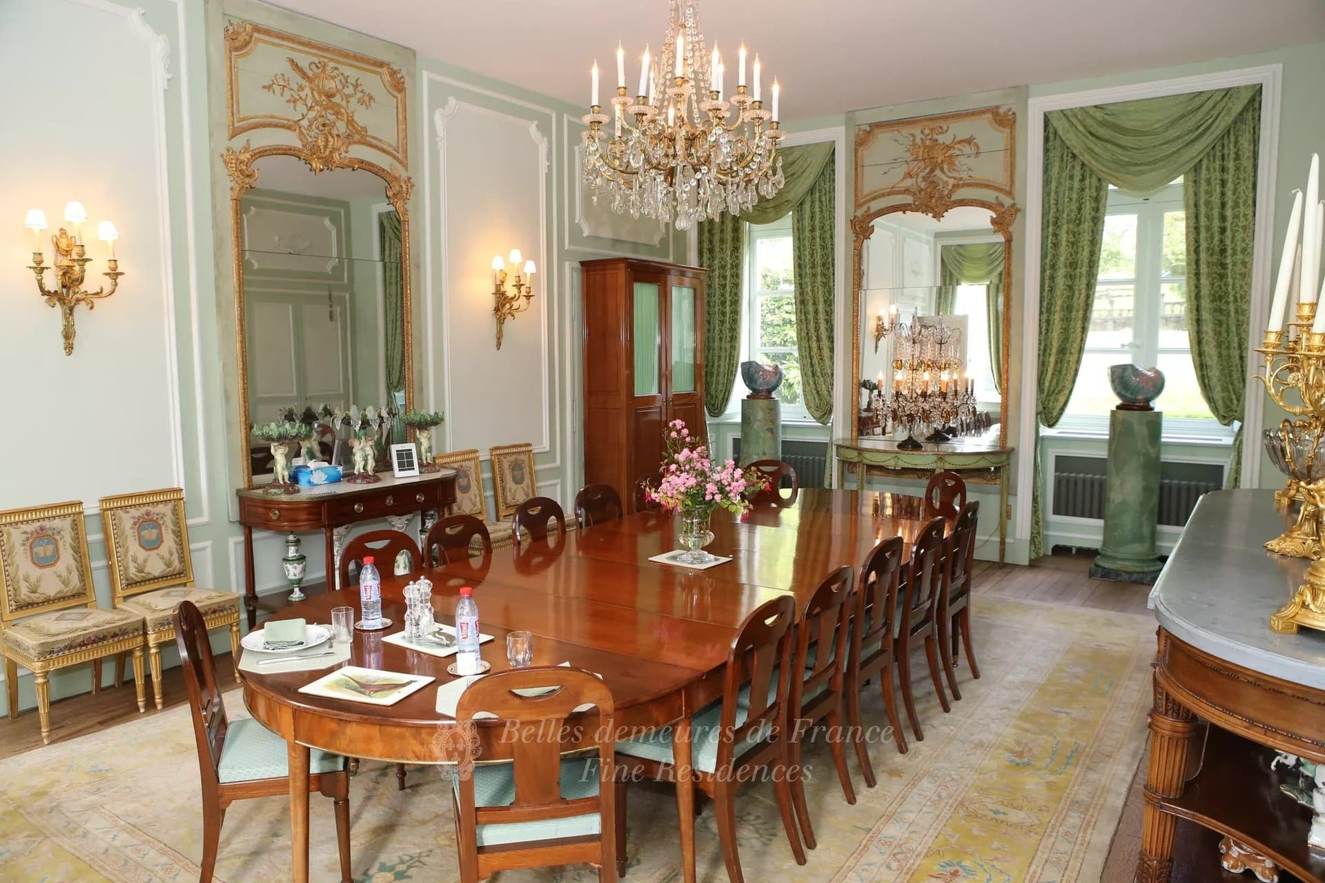 Sole Agent – An Architectural Gem Close To The World Famous Mont Saint Michel On The Normandy Coast 2