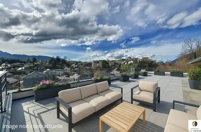 St Jeoire Prieuré – High End T4 Of 135m2 – 170m2 Rooftop Terrace – Garage – Parking — Medieval Castle for sale in Auvergne-Rhône-Alpes, France