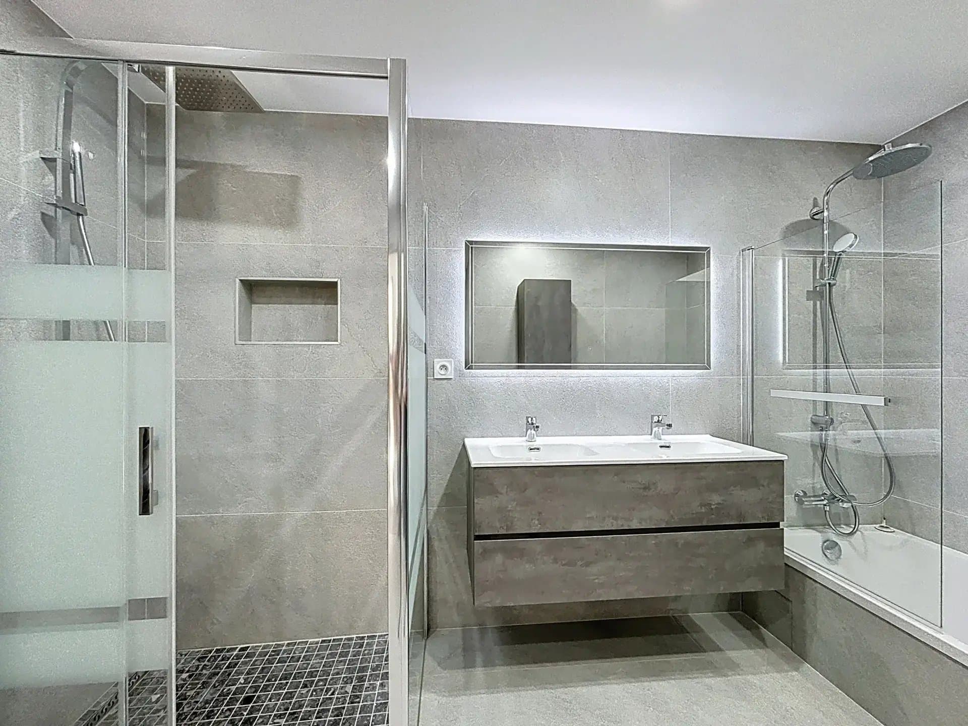 St Jeoire Prieuré – High End T4 Of 135m2 – 170m2 Rooftop Terrace – Garage – Parking 3