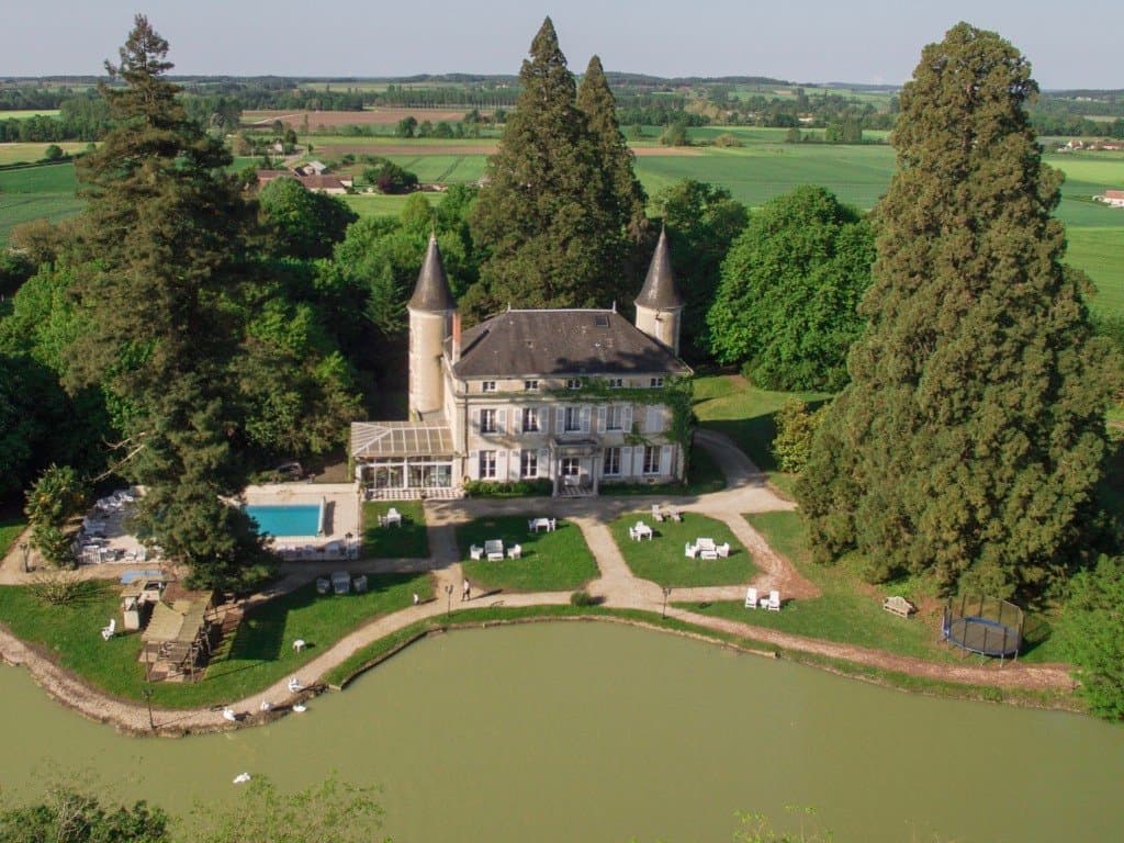 Superb 19th Century Tuffeau Castle, Fully Restored — Medieval Castle for sale in Centre-Val de Loire, France