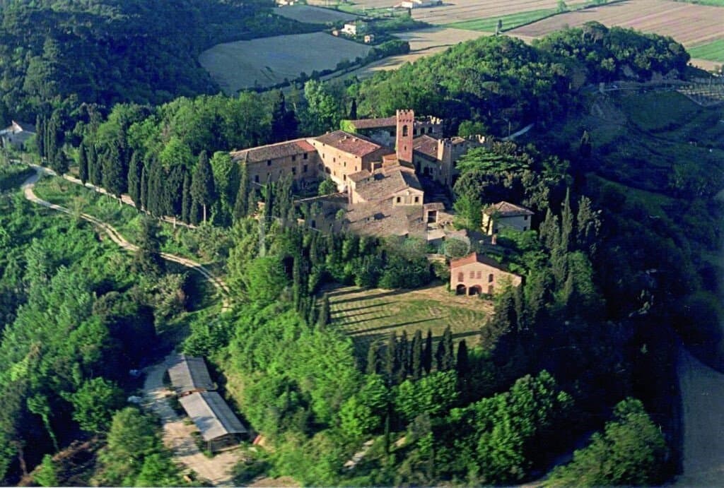 1200's Castle With Country Houses 110 Ha Land 4