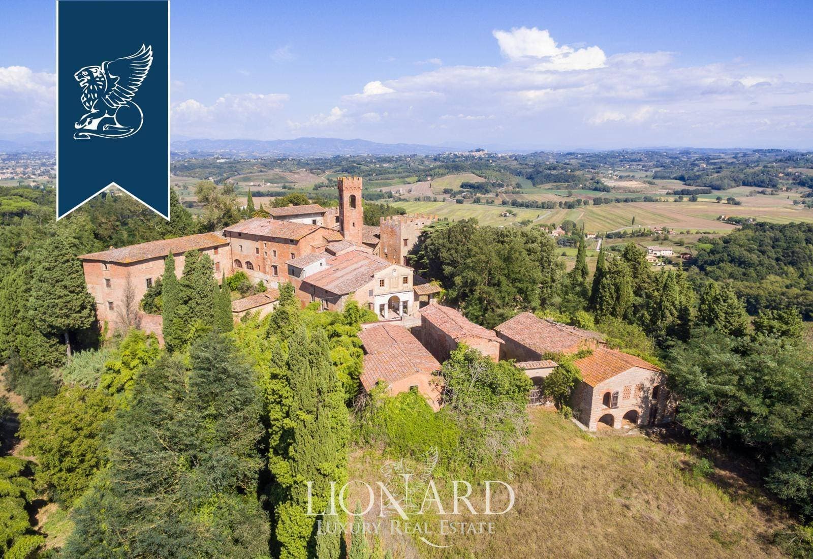 Ancient Castle For Sale In Pisa 4