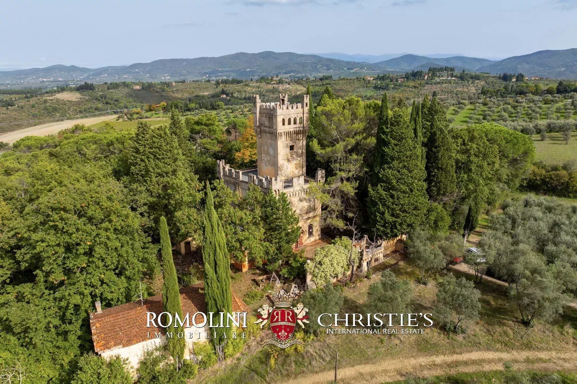 Art Nouveau Tower To Be Restored For Sale In Tuscany, Impruneta 4