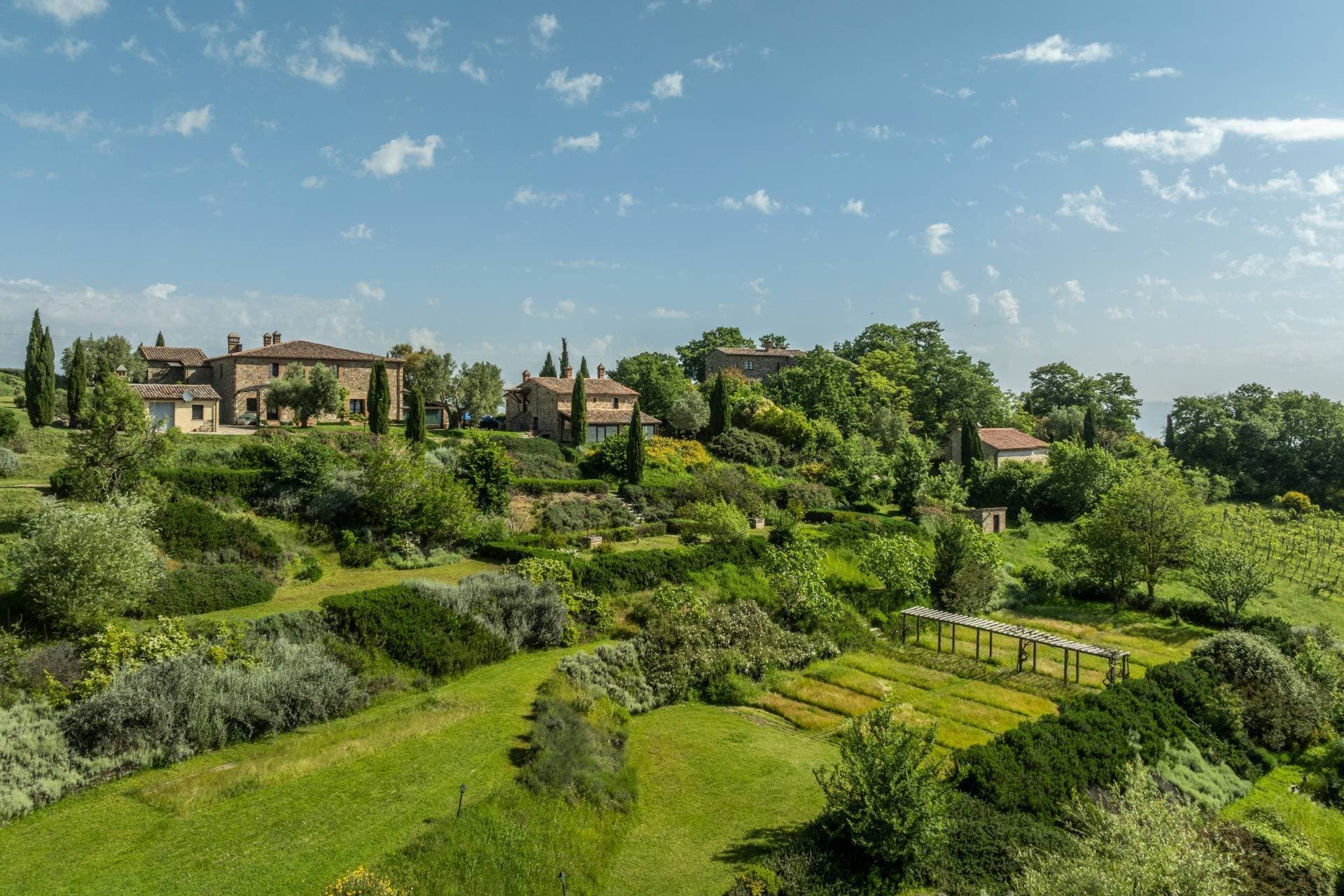 Borgo In Vendita A Allerona — Medieval Castle for sale in Umbria, Italy