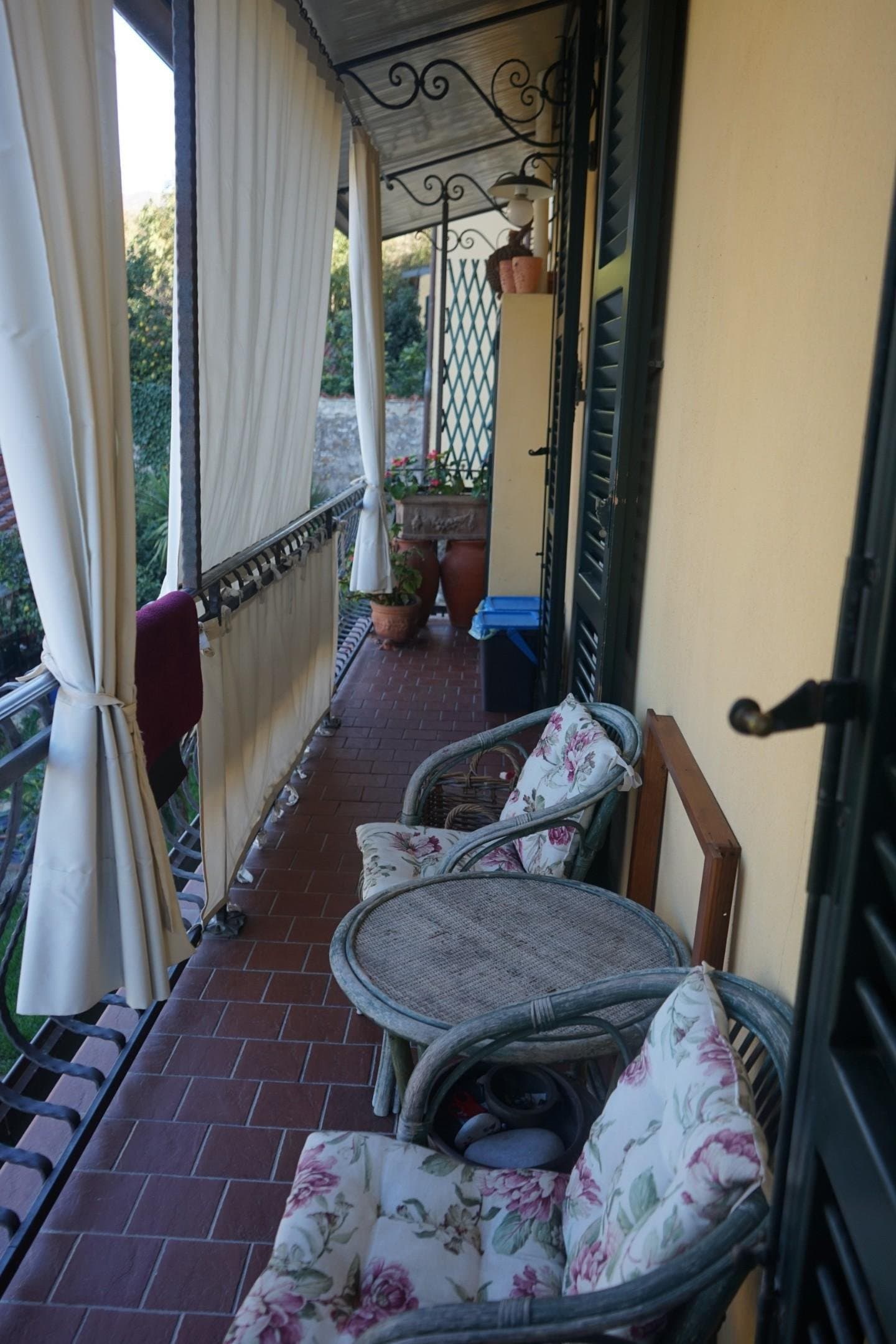 Casa Semindipendente In Vendita A Carrara Composto Da 6vani 3