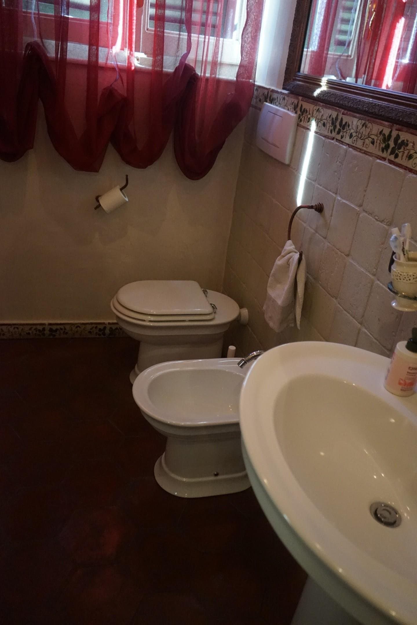 Casa Semindipendente In Vendita A Carrara Composto Da 6vani 5