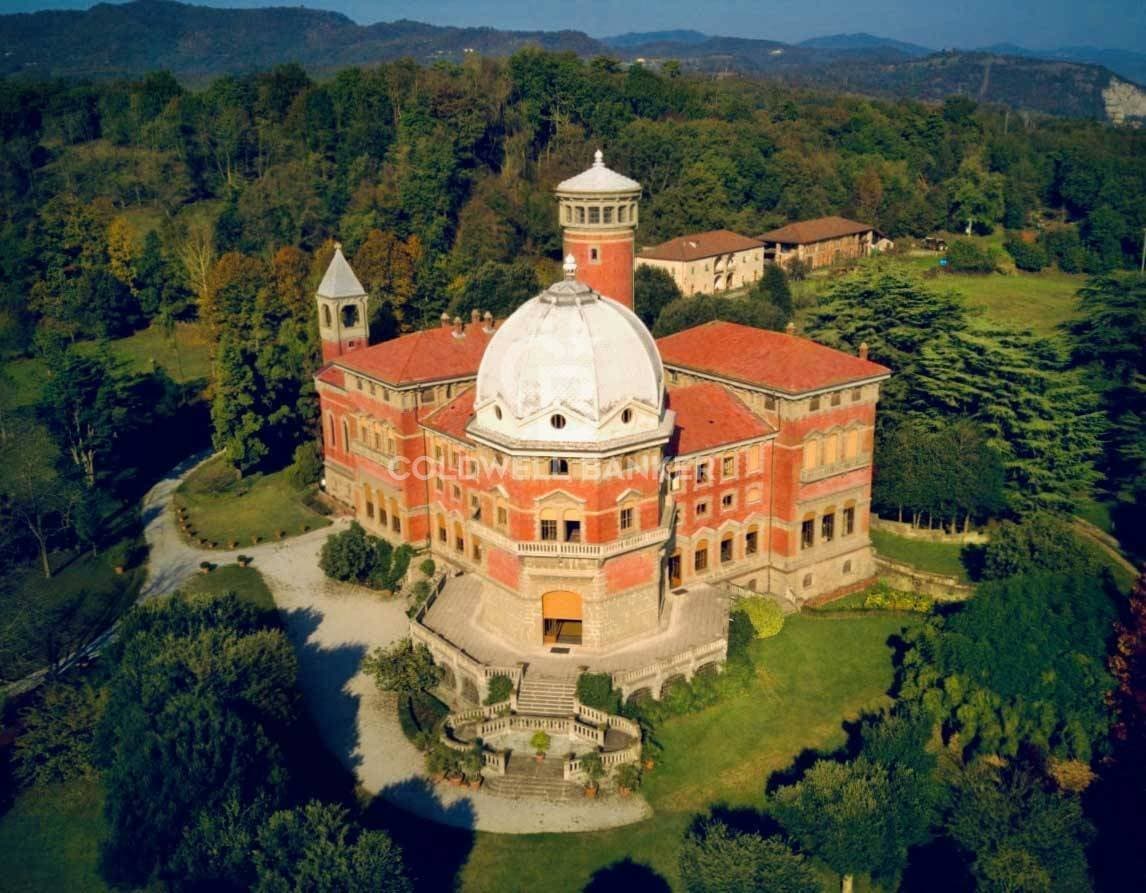Castello In Vendita A Carcare