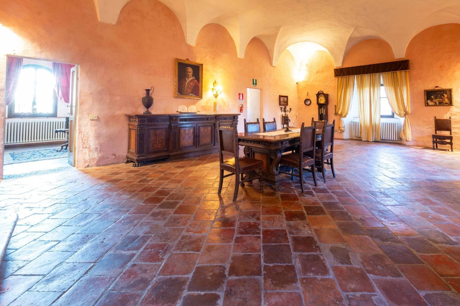 Castello In Vendita A Castelletto Cervo 2