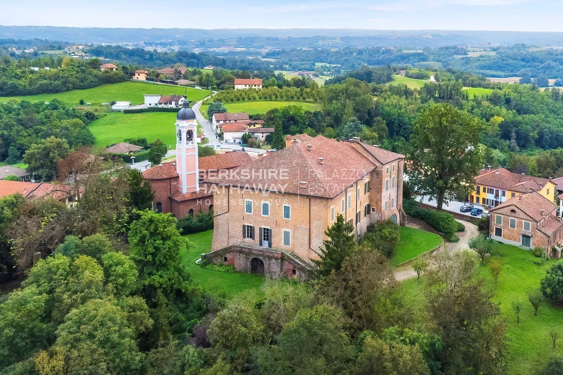 Castle In Asti Hills — Medieval Castle for sale in Piedmont, Italy