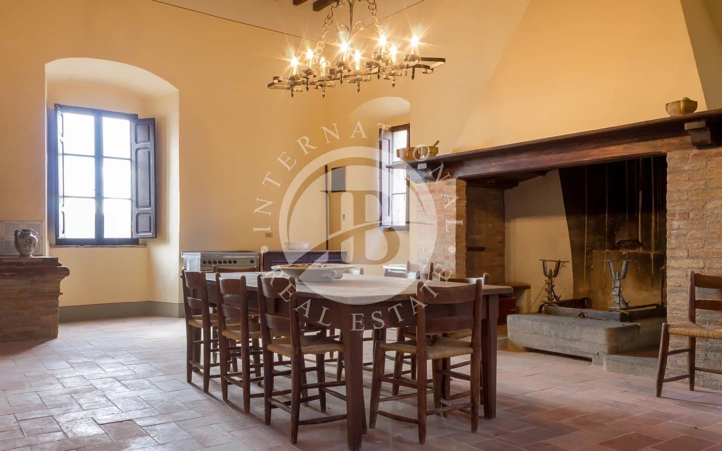 Charming Medieval Castle With Tower In Nestore Valley, Sant'apollinare 2