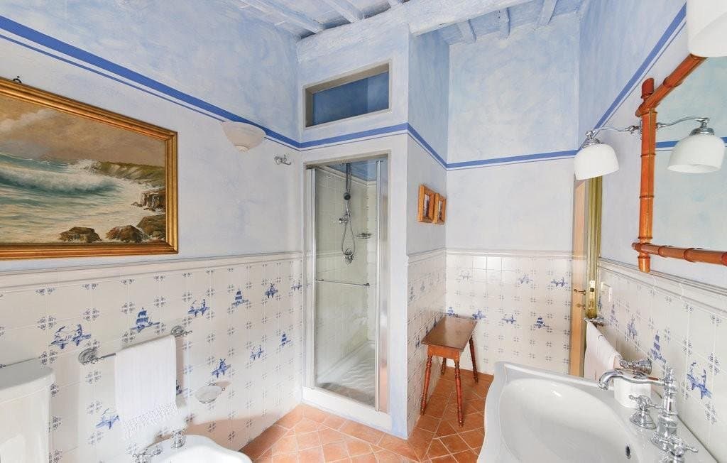 Edificio Storico In Vendita A Larciano Composto Da 12vani 3