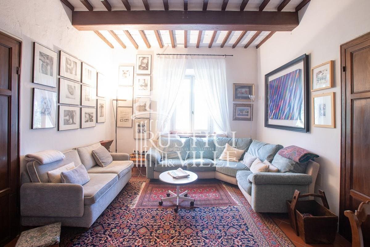Edificio Storico In Vendita A Pisa Composto Da 30vani 2