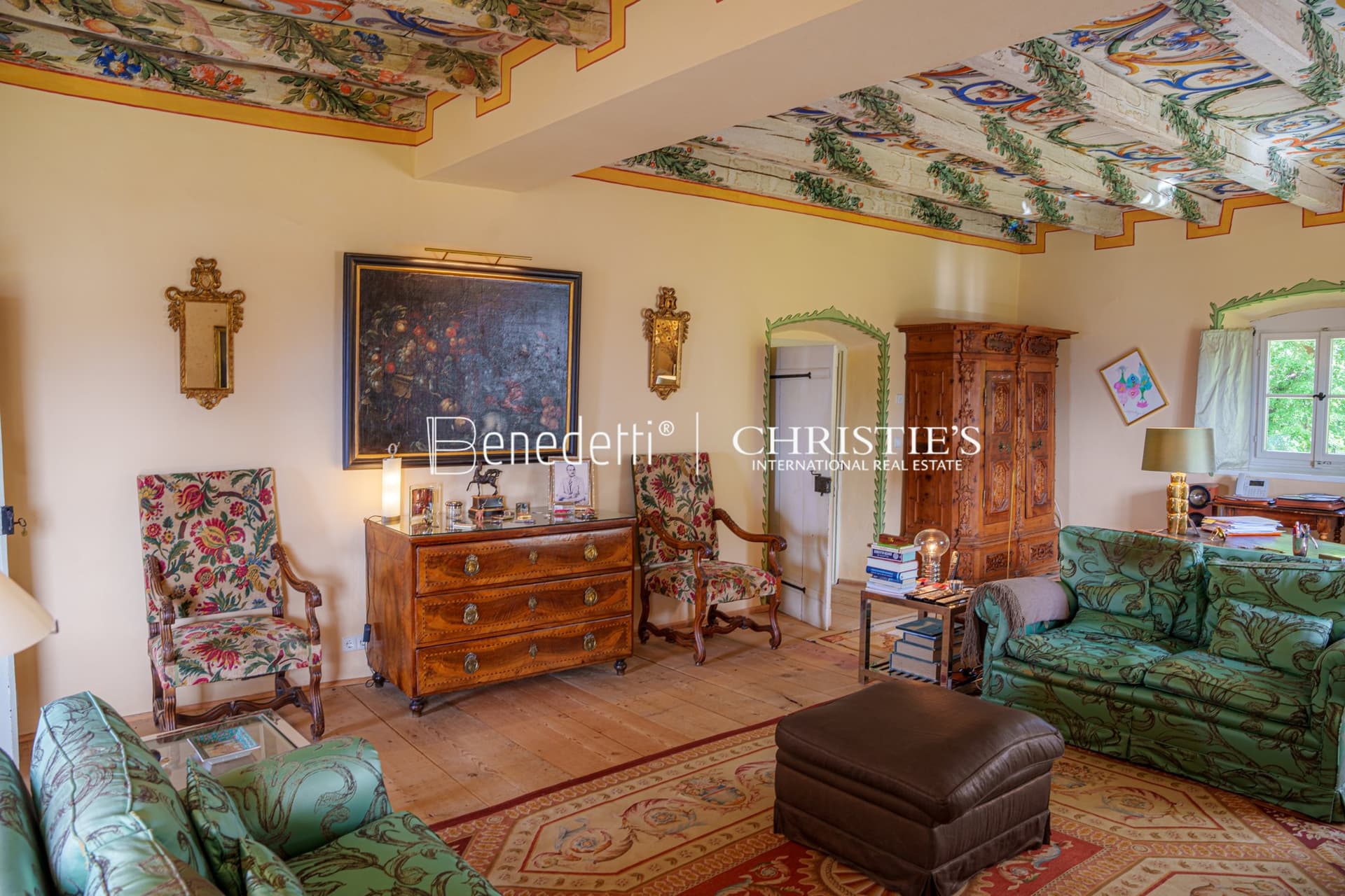 Historic Manor Overlooking The Dolomites 3