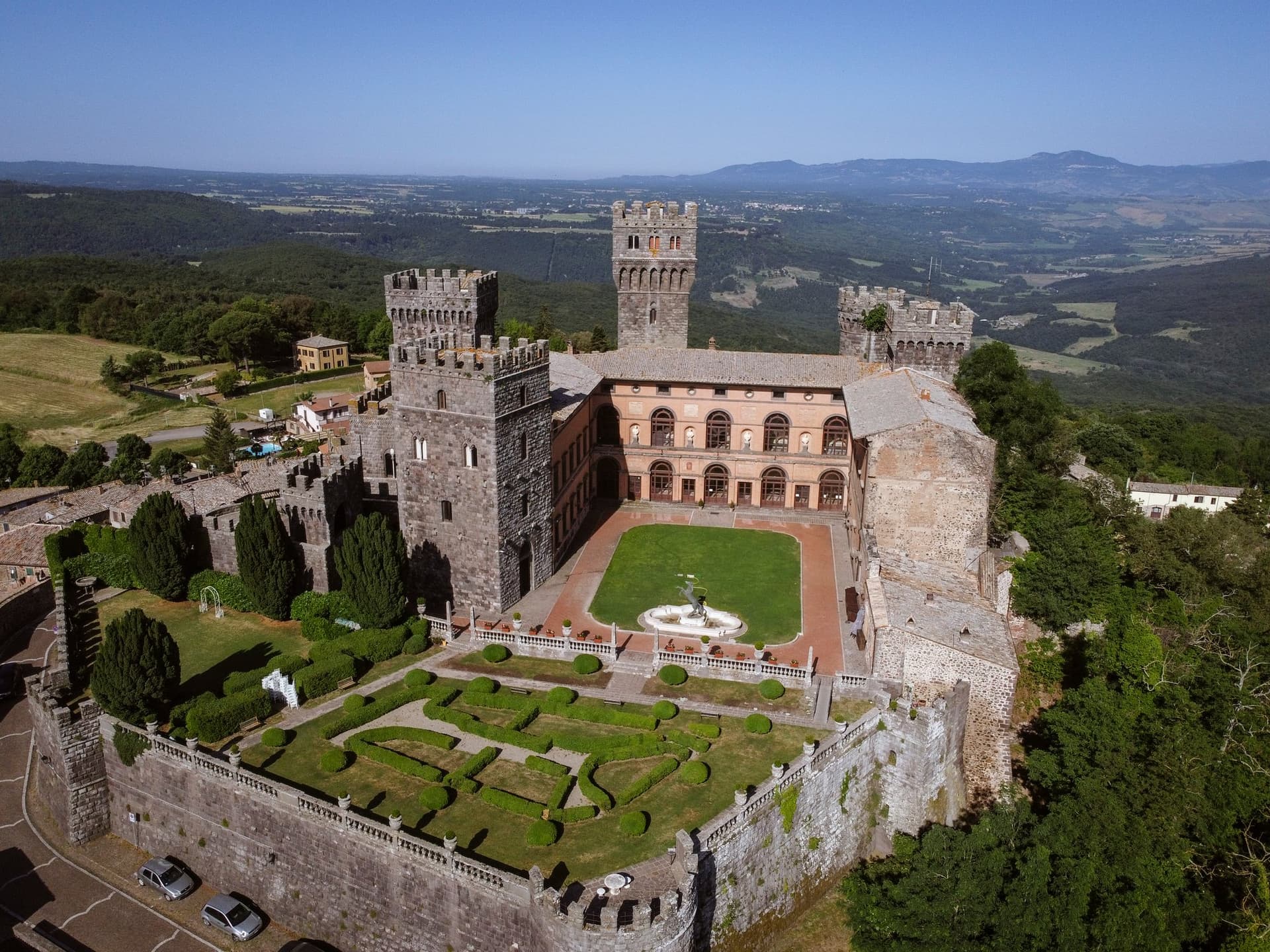 Impressive 18th Century Castle Near Rome 2