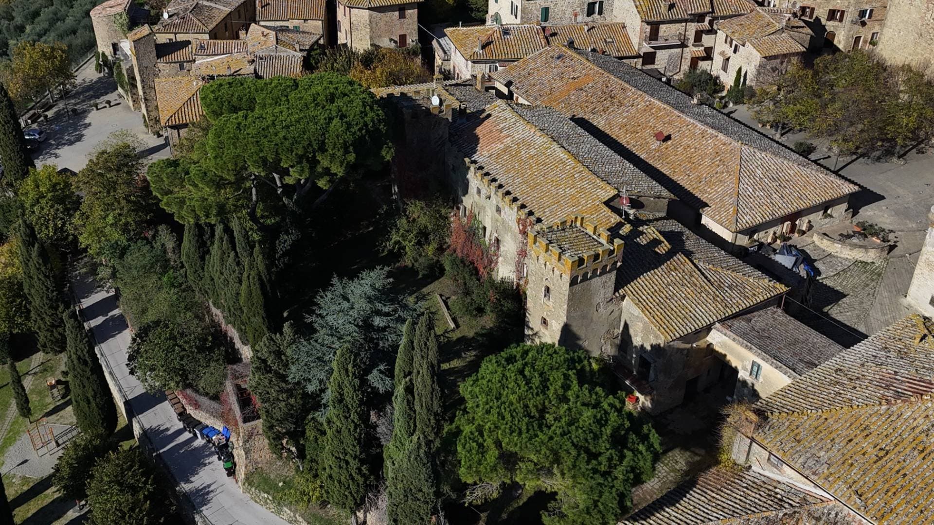 Incredible Castle In Tuscany 5