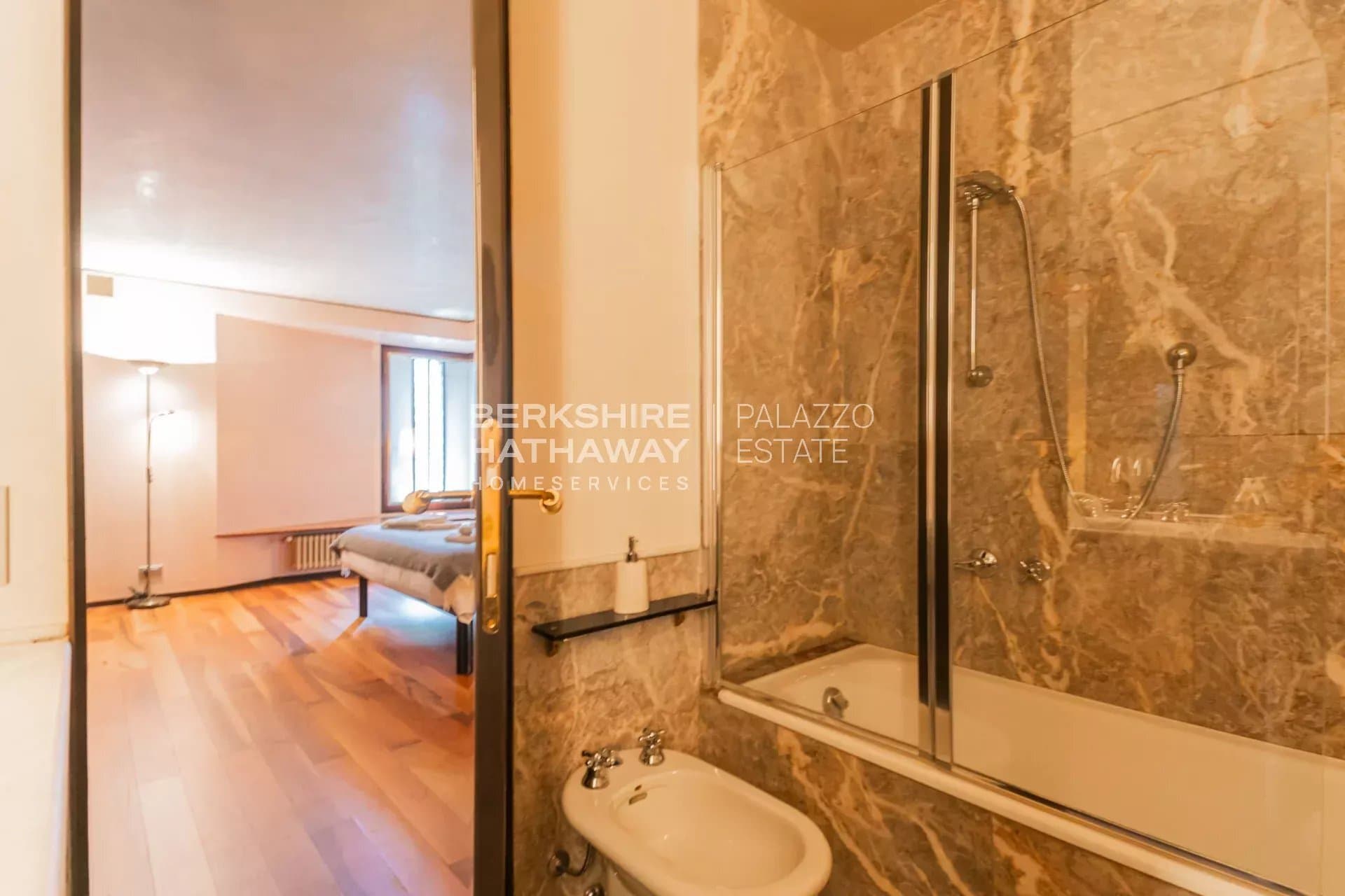 Lake Como Exclusive, Very Rare Lake View Castle With And Boathouse 5