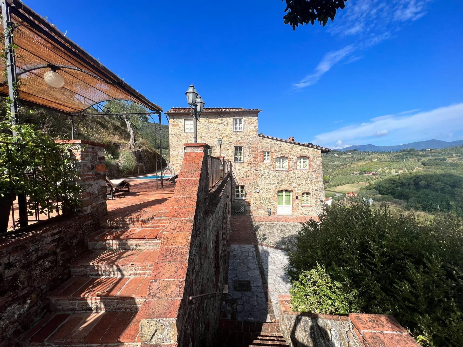 Luxurious Farmhouse Castle Of Mammoli — Medieval Castle for sale in Tuscany, Italy