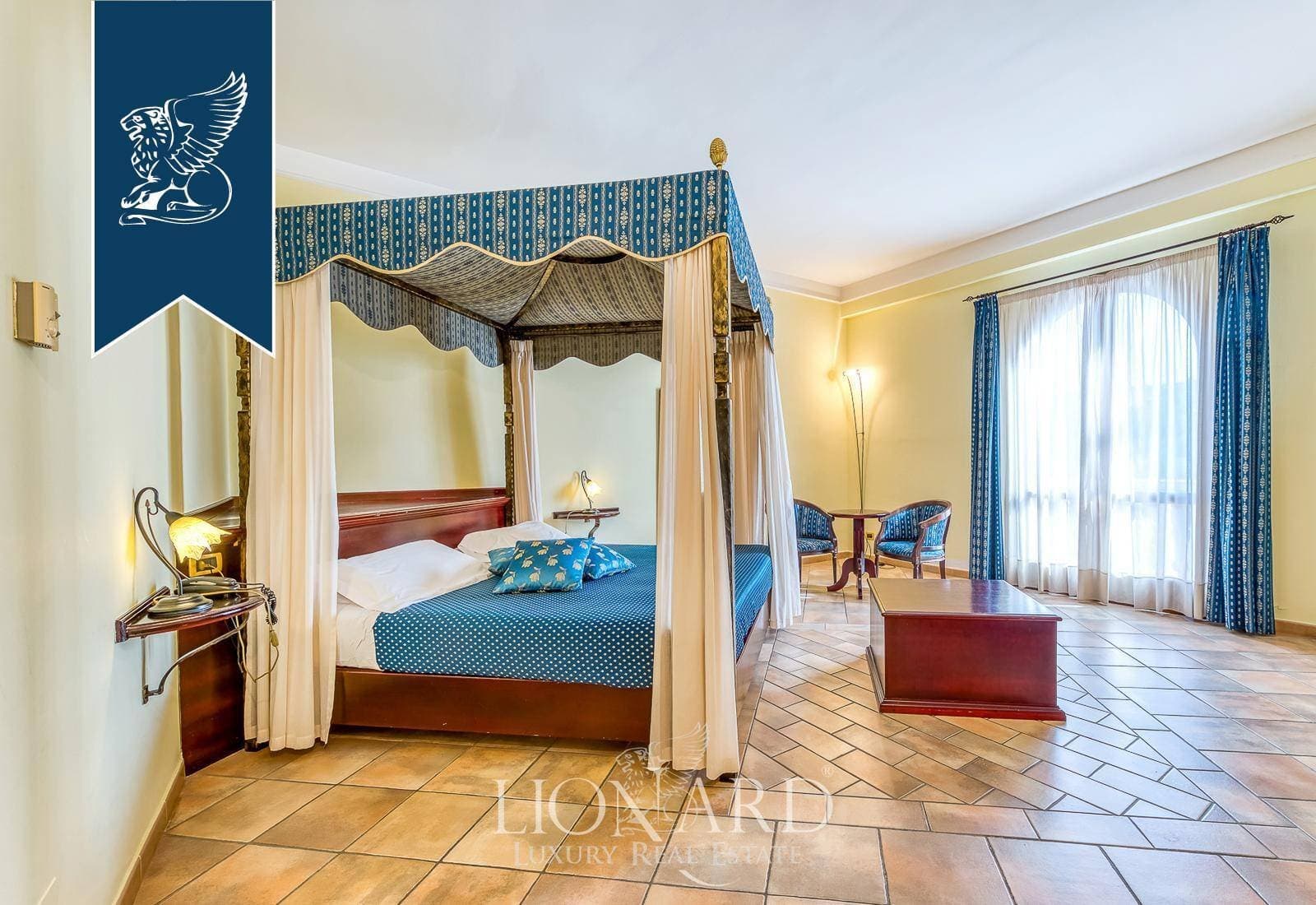 Luxury Castle For Sale In The Heart Of Campania 2