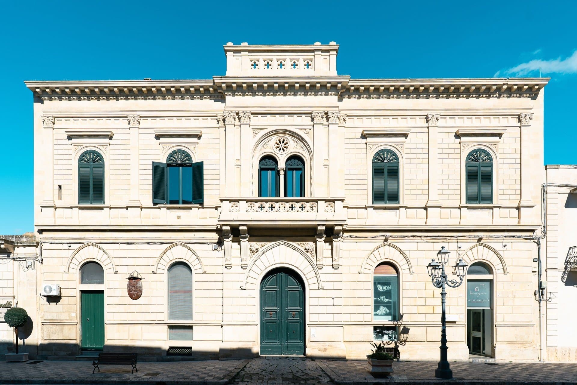 Majestic 19th Century Palazzo In The Heart Of Salento, Puglia, Only 5 Km To Castro's Enchanting Sea