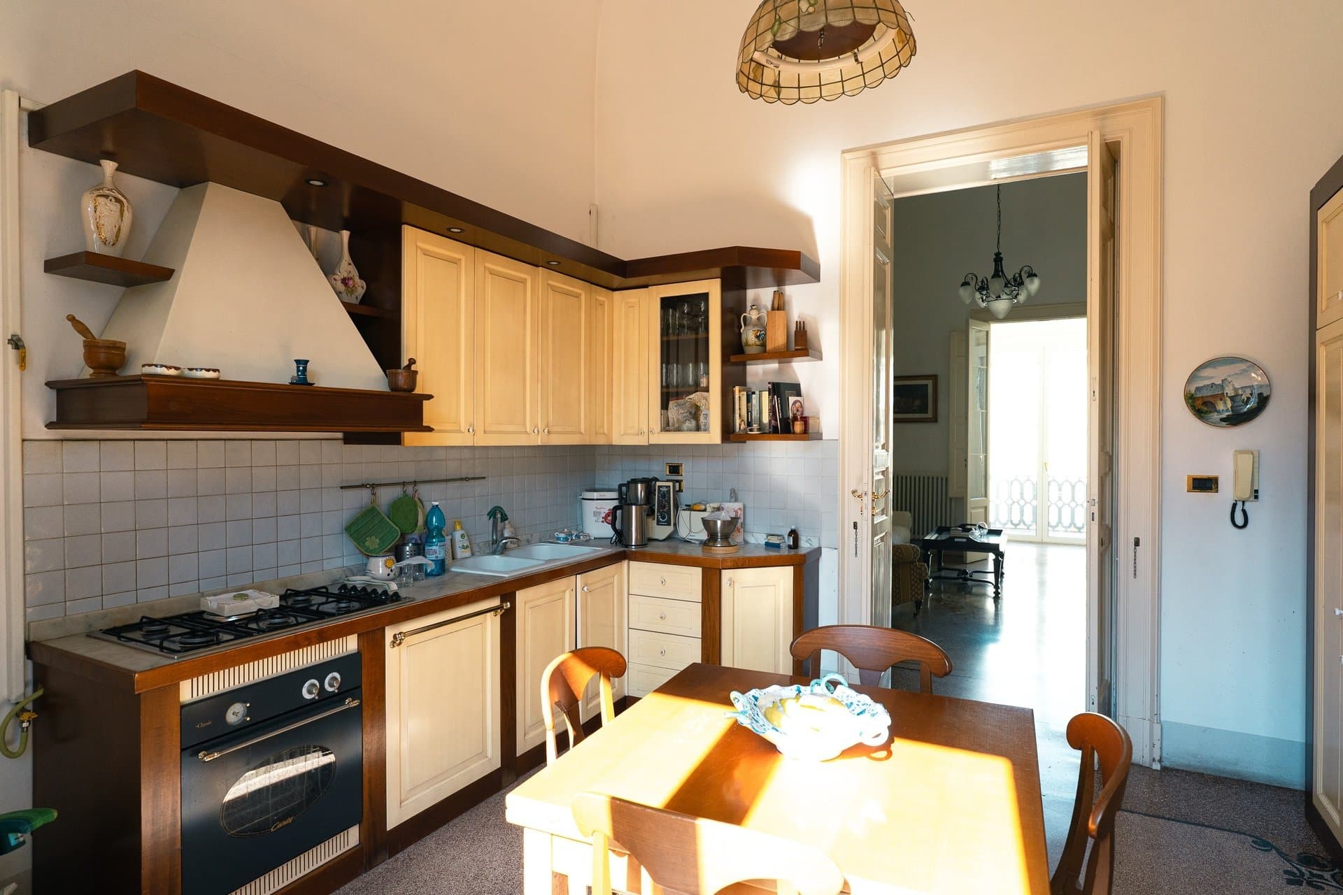 Majestic 19th Century Palazzo In The Heart Of Salento, Puglia, Only 5 Km To Castro's Enchanting Sea 3