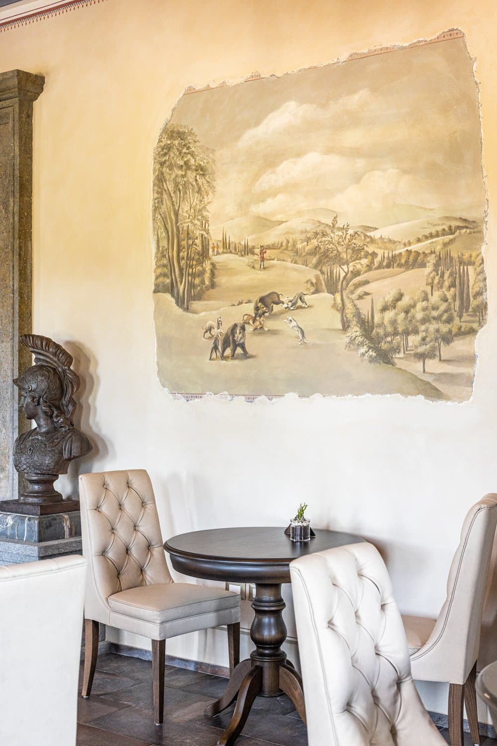 Modern Castle With Vineyard In Tuscany 4